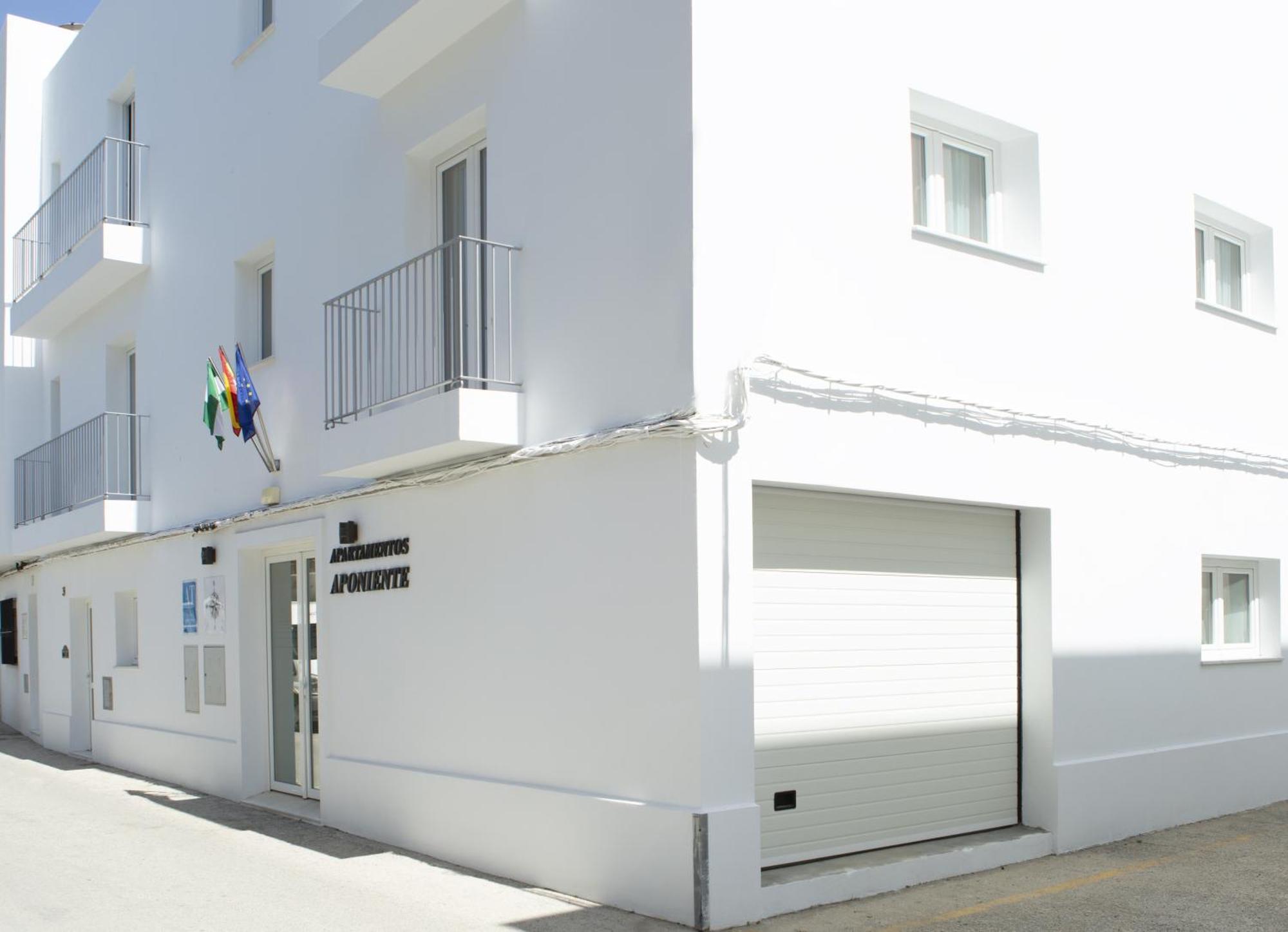 Apartamentos Aponiente Conil De La Frontera Exterior photo